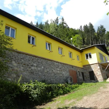 Child Friendly In Moravia With A Beautiful Location And View * Nedvedice