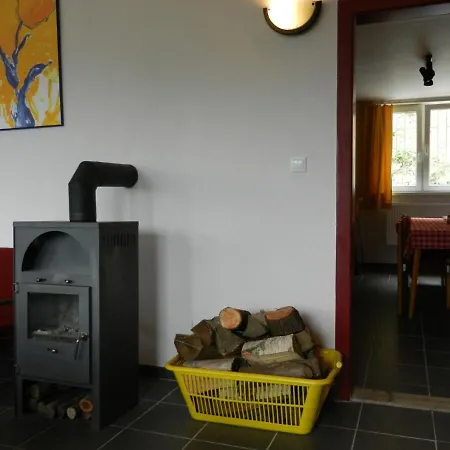 Child Friendly In Moravia With A Beautiful Location And View * Nedvedice