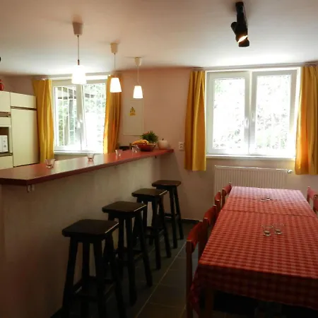 Child Friendly In Moravia With A Beautiful Location And View فيلة *
